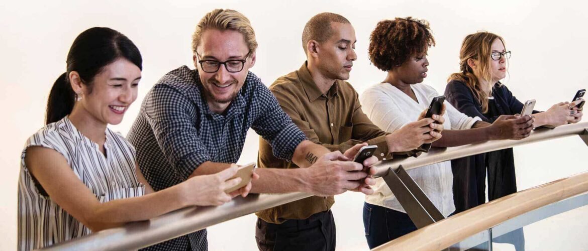 5 tips for recruiting volunteers  through social media